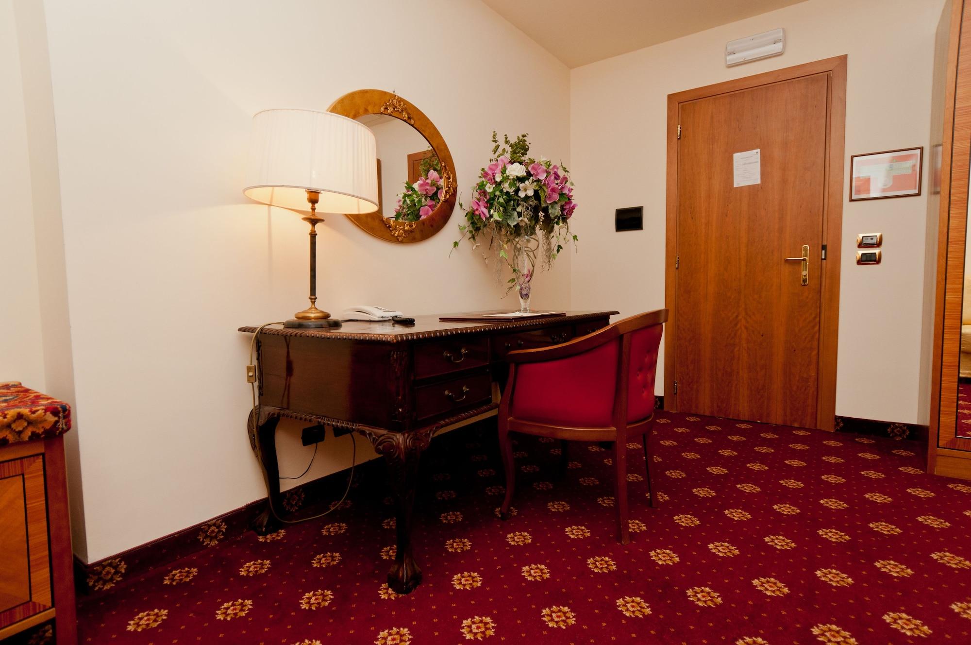 Parco Dei Principi Hotel Roccella Ionica Εξωτερικό φωτογραφία