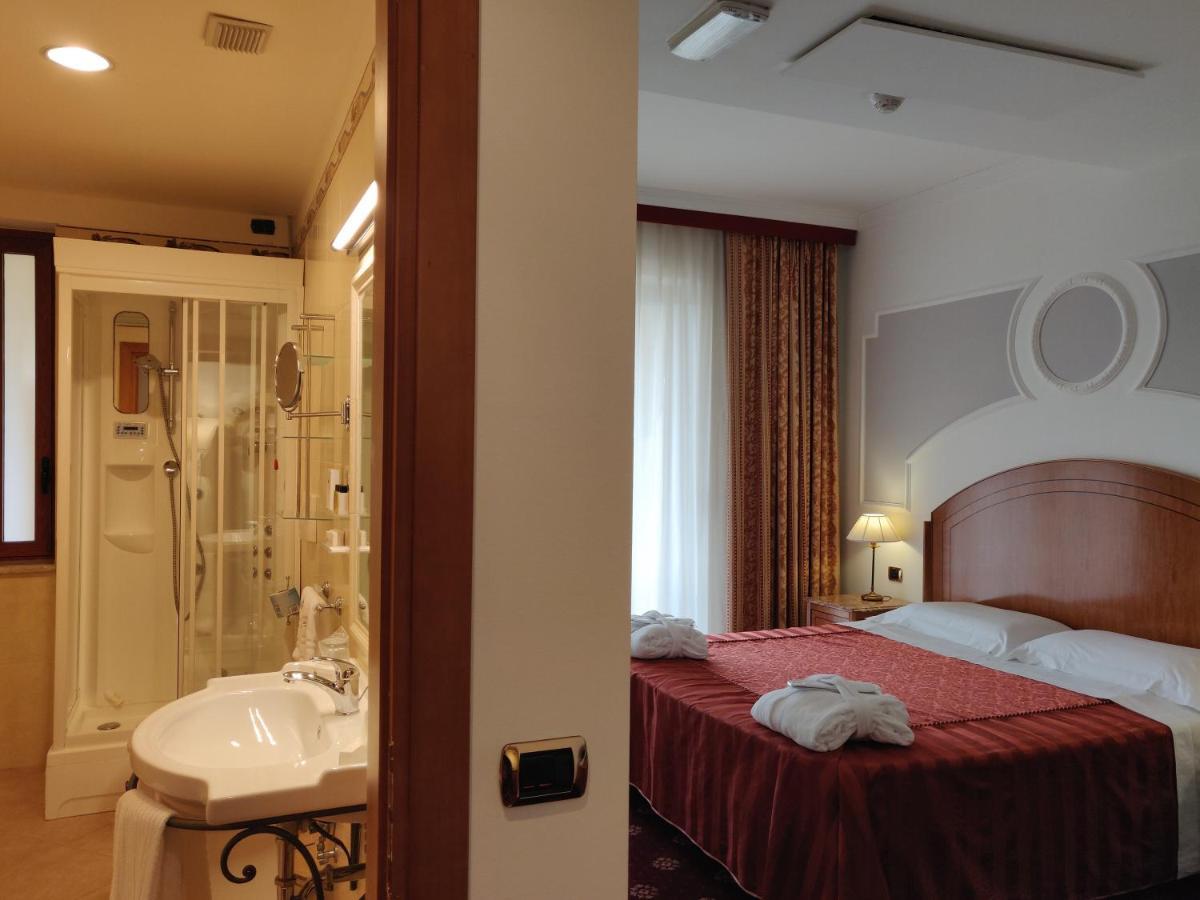Parco Dei Principi Hotel Roccella Ionica Εξωτερικό φωτογραφία