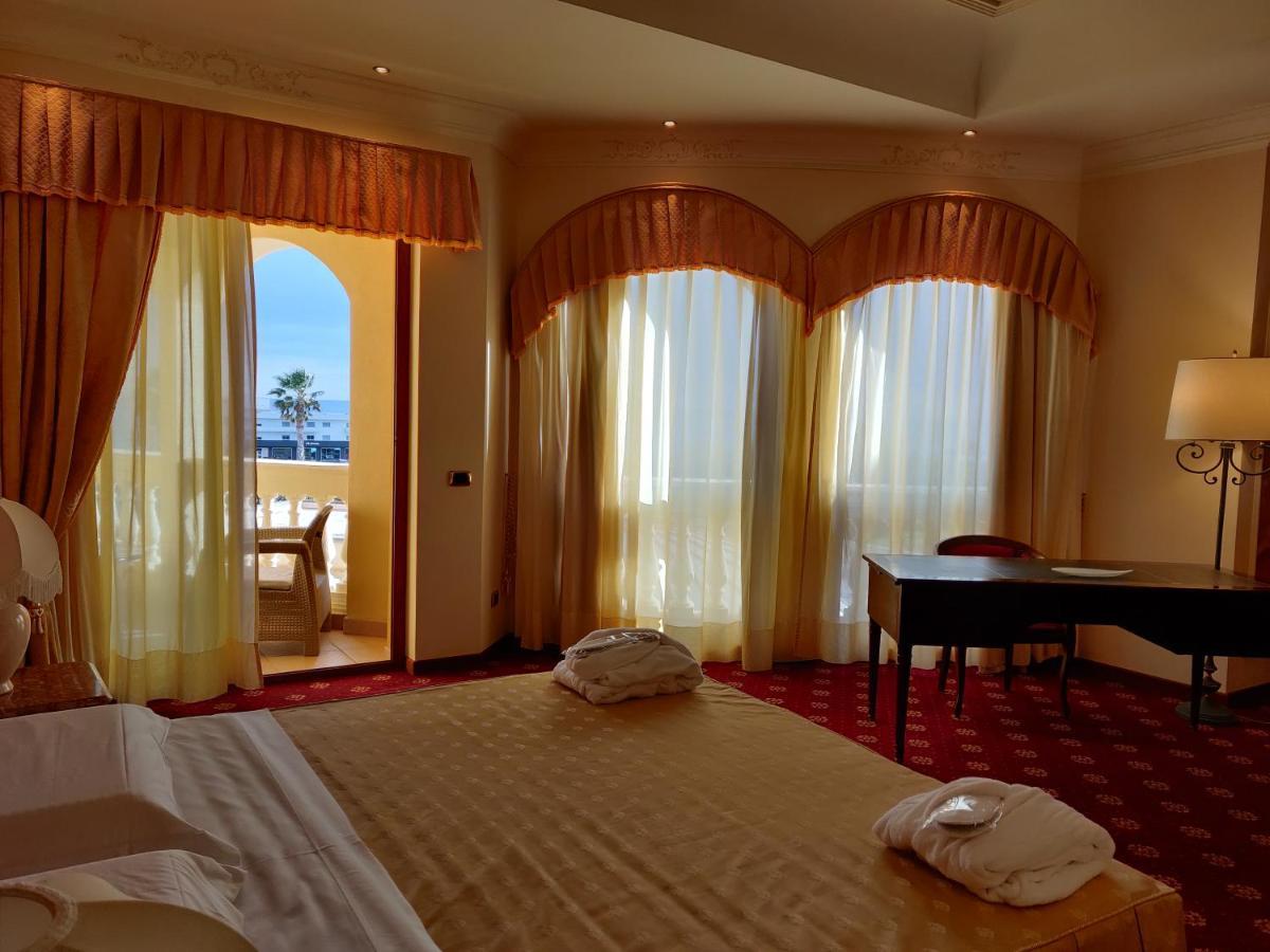 Parco Dei Principi Hotel Roccella Ionica Εξωτερικό φωτογραφία