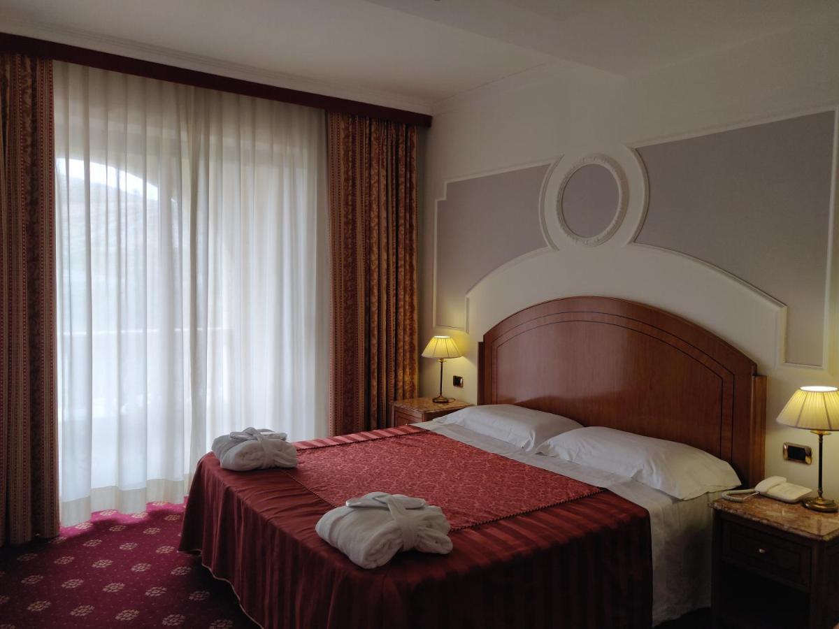 Parco Dei Principi Hotel Roccella Ionica Εξωτερικό φωτογραφία