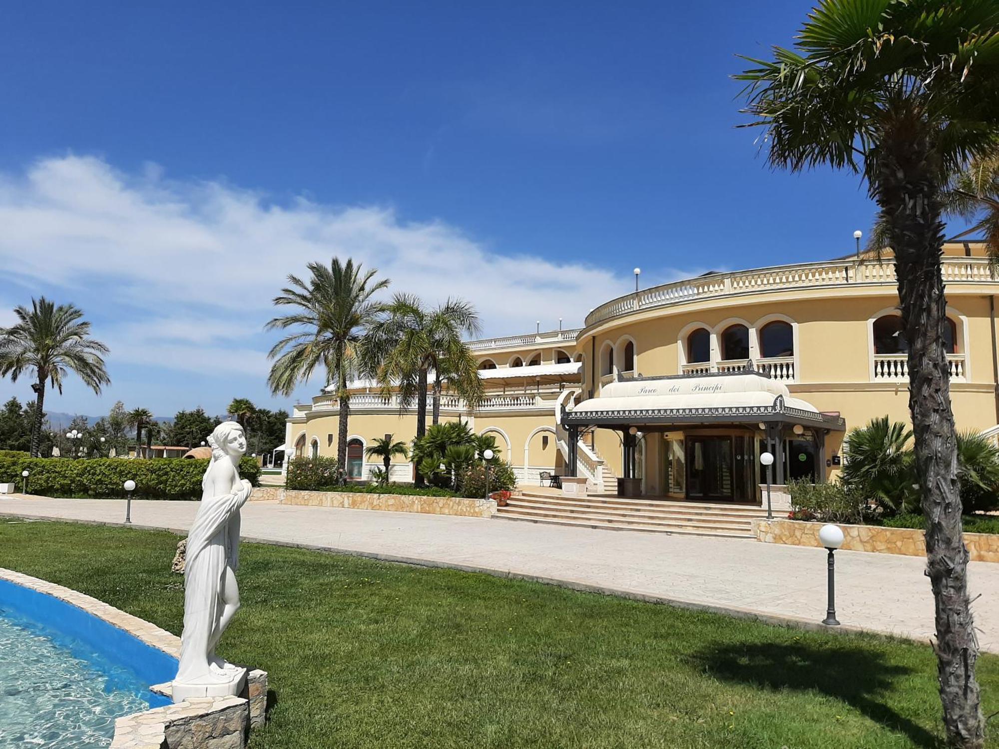 Parco Dei Principi Hotel Roccella Ionica Εξωτερικό φωτογραφία